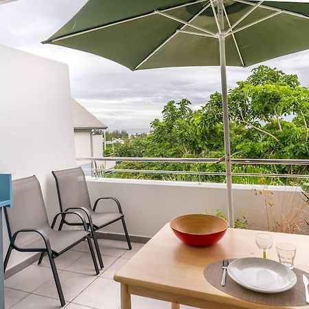 Flamboyant - Studio 2 Personnes Avec Lit De Qualite Hoteliere Separable Pour Couple Ou Amis Avec Tres Belle Terrasse A 12 Min A Pied Ou 4 Min En Voiture Du Lagon De L'Ermitage - St Gilles Les Bains La Saline Les Bains Exterior photo